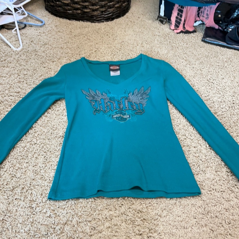 Women’s Harley Davidson Long Sleeve Shirt. Size XS. Great condition.